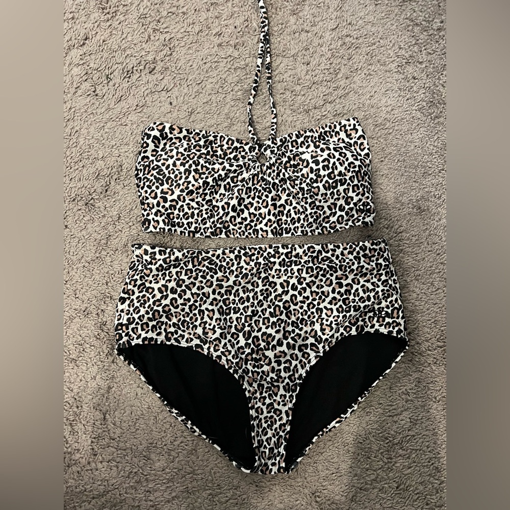 Albion Fit Cheetah bikini